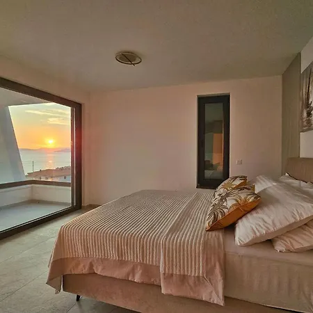 White Holiday home