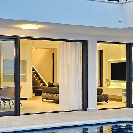 White Holiday home