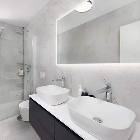 White Holiday home Podstrana